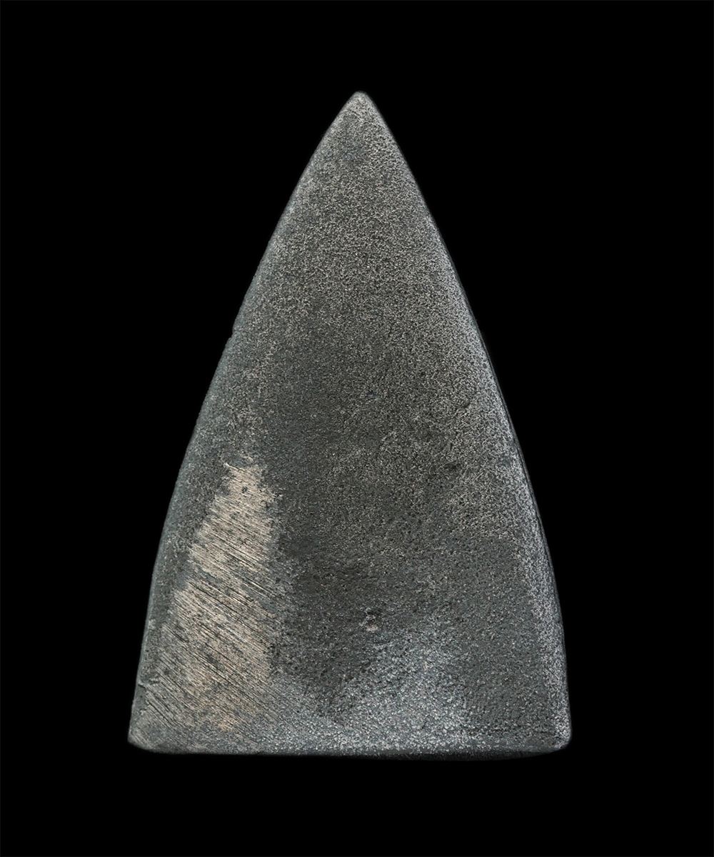 28Apr25 (34)bp.jpg - พระนางพญา เนื้อชินเงิน วัดมหาธะาตุ อ.เมือง จ.เพชรบูรณ์ พิธีพุทธาภิเษก เมื่อ 5 พย. 2535 ภายในพระอุโบสถ โดยมีพระคณาจารย์ผู้ทรงวิทยาคุณ เข้าร่วมในพิธีนี้ [..] | https://kamulet.in.th